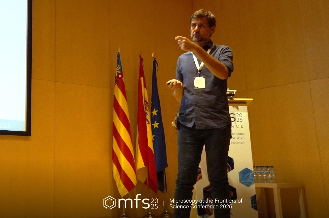 MFS25 (@mfs_2025) on Twitter photo <a href="/josescostalab/">Jose S Costa</a> from <a href="/IMDEA_Nano/">IMDEA Nanociencia 🔬</a> presents at #MFS25 Spin Crossover materials for selective sensors, spintronics and thermal control. 
👉Challenges include improving sensor selectivity, SCO-MOF conductivity/stability, and using SCO for energy-efficient temperature regulation. <a href="/josescostalab/">Jose S Costa</a> from <a href="/IMDEA_Nano/">IMDEA Nanociencia 🔬</a> presents at #MFS25 Spin Crossover materials for selective sensors, spintronics and thermal control. 
👉Challenges include improving sensor selectivity, SCO-MOF conductivity/stability, and using SCO for energy-efficient temperature regulation.