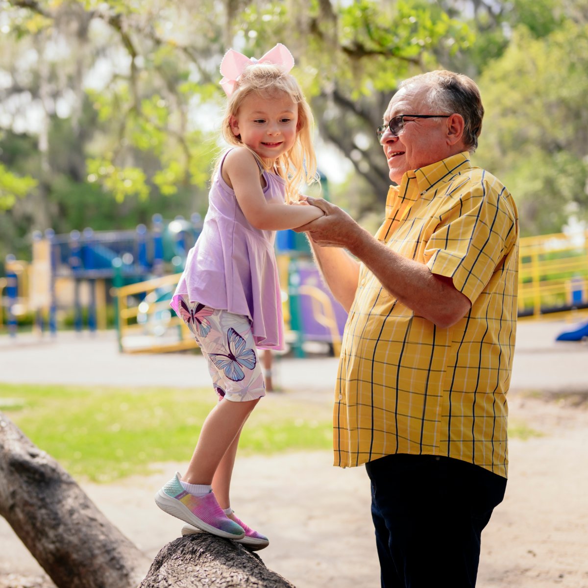 Better hearing is vital to healthy aging.

@StarkeyHearing's AI-powered technology and health monitoring features help users track their mental, physical and social well-being — allowing them to stay connected, active and engaged.

#HealthyAgingMonth #HearingTechnology