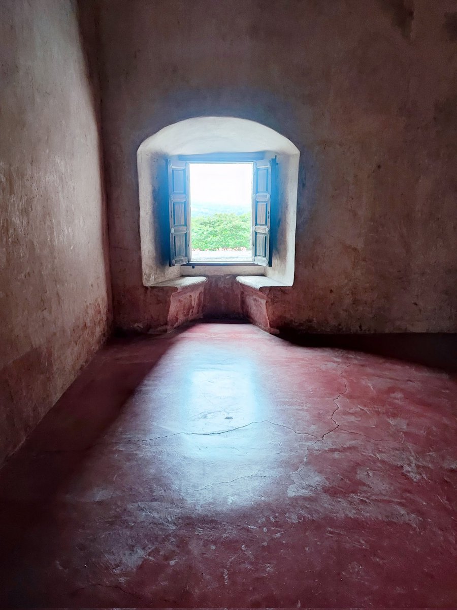 lms_lucero's tweet image. La luz siempre se hace presente...!!✨💫🌹