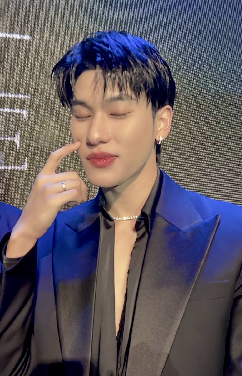 Readka_🌻🦖🚗 tweet media