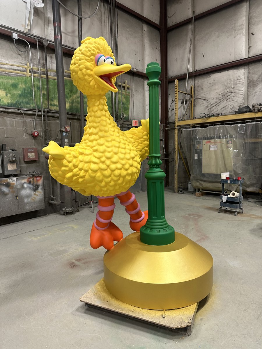 BaynumSolutions's tweet image. Hello Friends! Take a look inside our workshop and see how Sunny Day Carousel went through our restoration process. It’s now bright, colorful, and ready to delight anyone who loves a cheerful spin. (@SesamePlace)