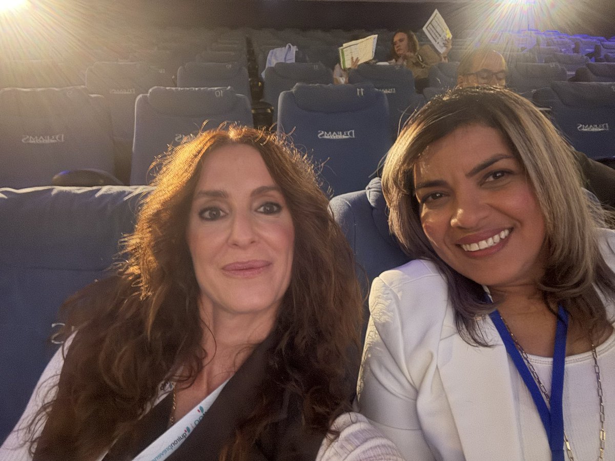 Hoy toca ser jurado junto a Yessica de la Universidad de Guajira (Colombia) de la sesión de la sala Twind de #CongresoPrevencionar