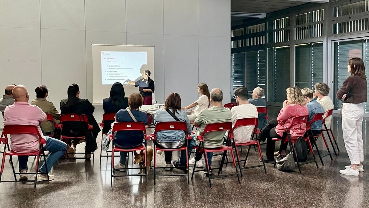 sbdterritori's tweet photo. #ZonaEsportivaParcNord 👉 #ARA sessió final de treball pel disseny de la zona esportiva del Parc del Nord

📍 Espai Polivalent del Parc del Nord

💬 Posem en comú i treballem plegats les aportacions recollides

#ParticipacióSbd #ParcdelNord #Districte3 #Sabadell https://t.co/yAE254udTF