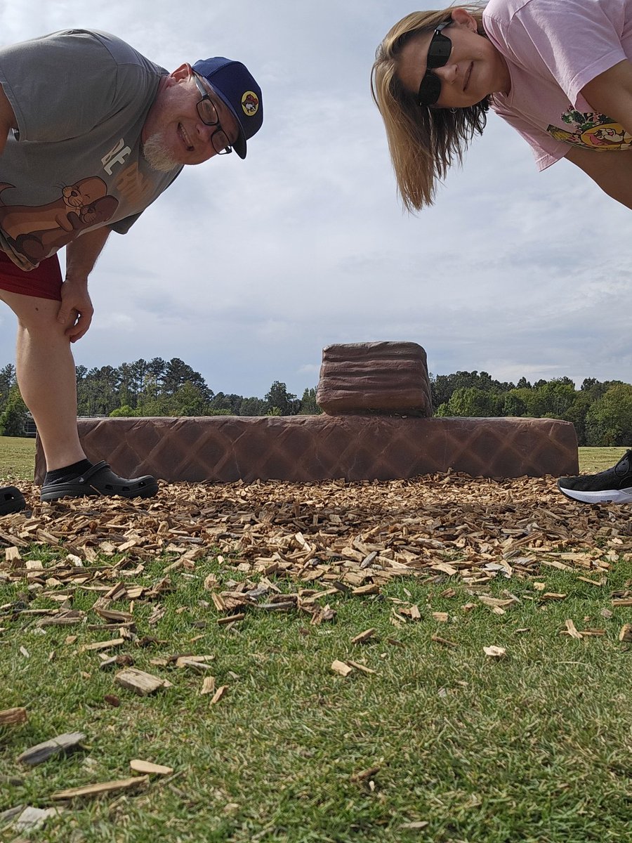 ConroeBrian's tweet image. Thought of @jasonffl when we stopped in Chattanooga at the Little Debbie Park. Thought of him even more at the Little Debbie store tho