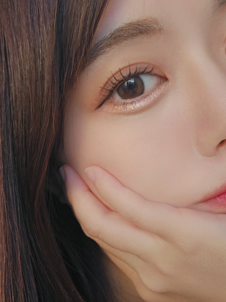 これ超自然にヒアルロン酸入れたみたいな涙袋になるから大好き。技いらず