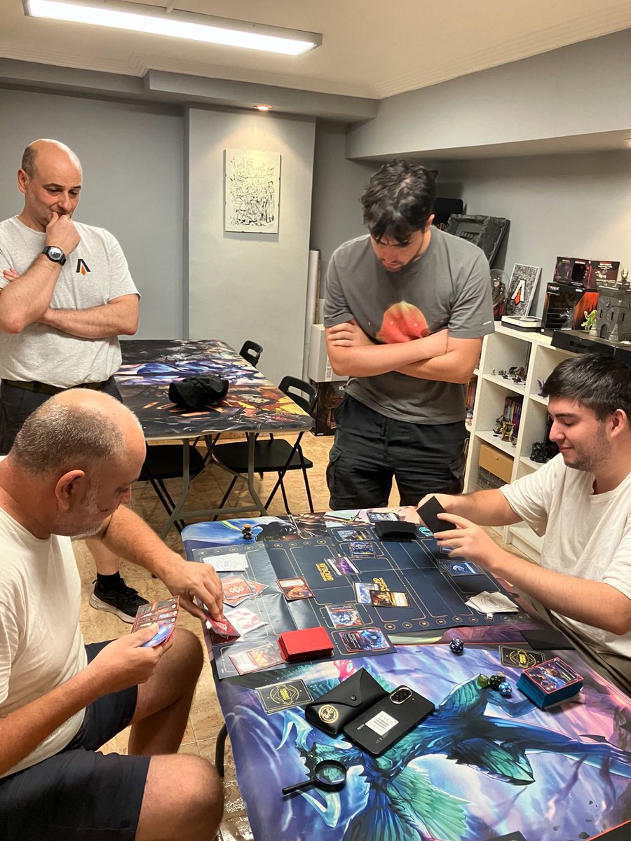 💥Hoy volvemos a aprender #riftbound 💥
Lo pilláis rápido y es un gusto ver que ya tenéis soltura!