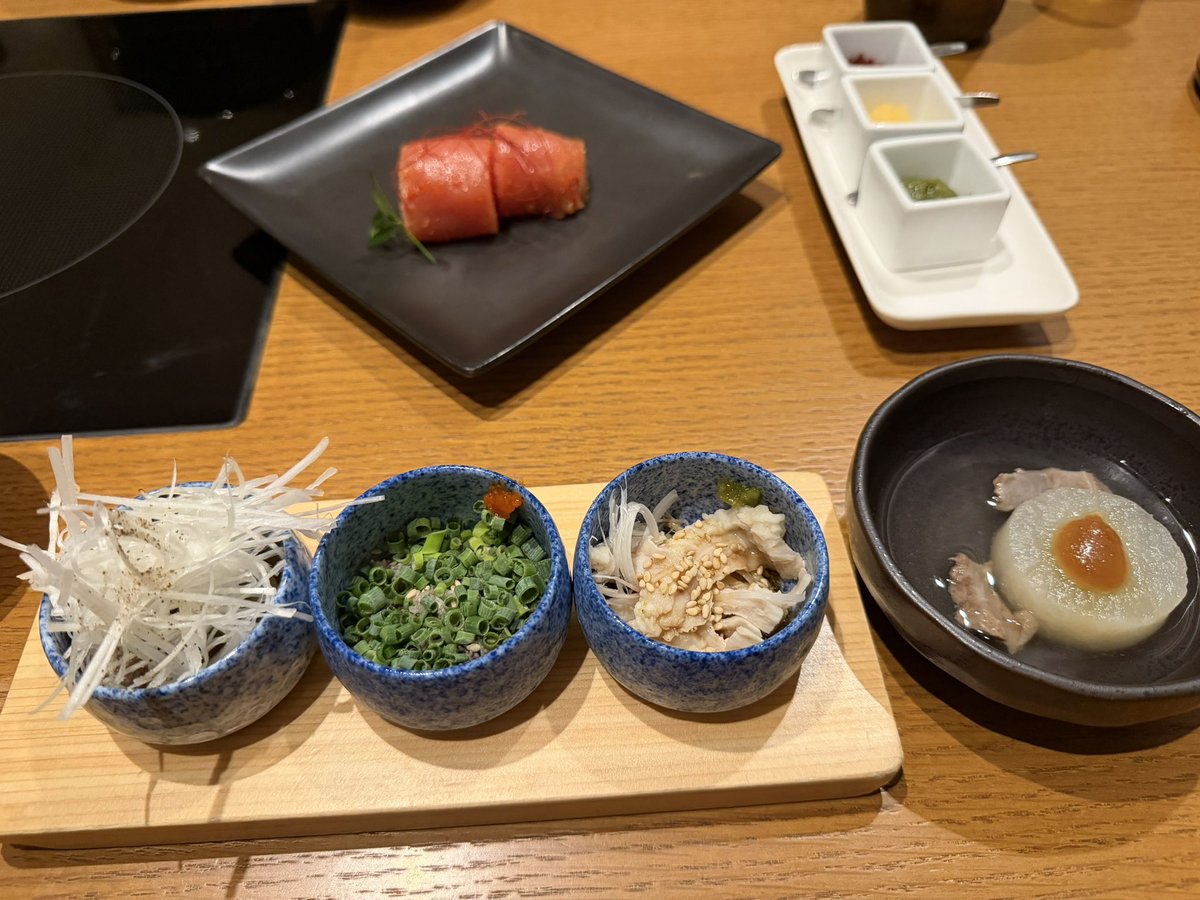 NBk52m's tweet photo. 博多もつ鍋やま中
モツが美味しい
味噌が染み渡る
#旅行　#福岡 https://t.co/Bg8Pk2ocaH