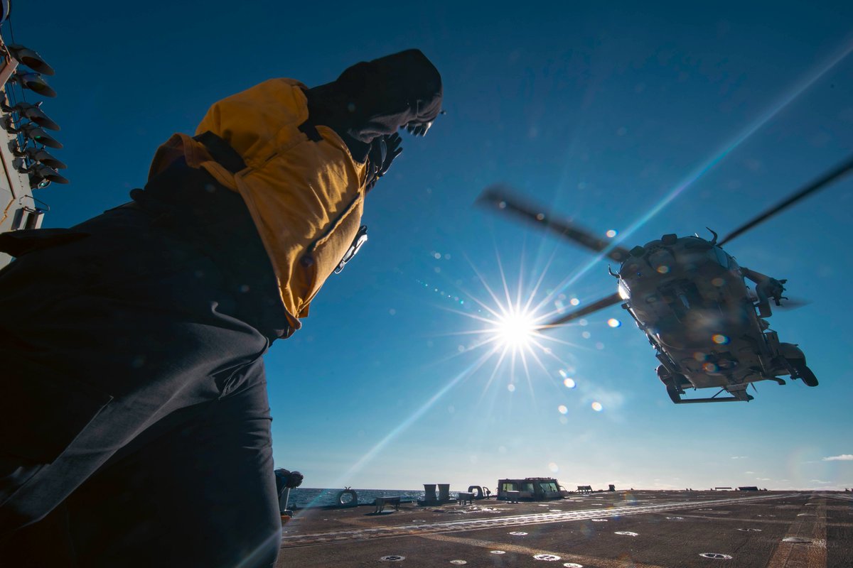 JFCNorfolk's tweet image. NATO Neptune Strike 25-3 standing strong and underway with allied nations conducting operations in the High North and Baltics!🌊

Among the participating forces are the Gerald R. Ford Carrier Strike Group with the Arleigh Burke-class guided-missile destroyer USS Mahan (DDG 72)…