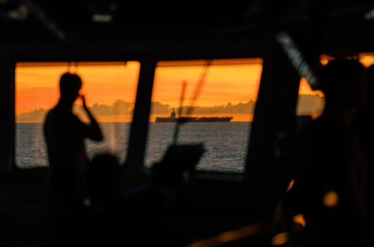 JFCNorfolk's tweet image. NATO Neptune Strike 25-3 standing strong and underway with allied nations conducting operations in the High North and Baltics!🌊

Among the participating forces are the Gerald R. Ford Carrier Strike Group with the Arleigh Burke-class guided-missile destroyer USS Mahan (DDG 72)…