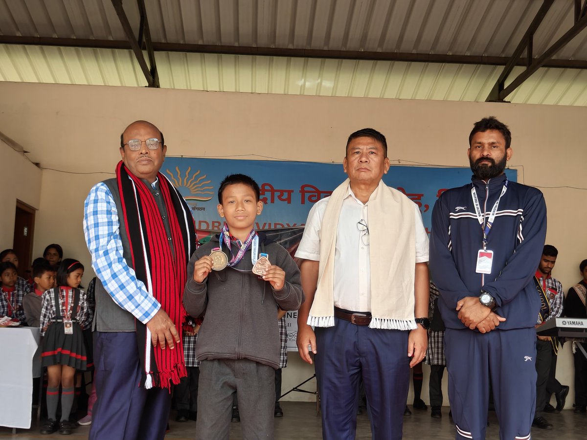 amodanand23's tweet photo. Grateful to Hon’ble Ac Sri A.K. Seet for the token of appreciation at the Annual Panel Inspection @KV NEHU Shillong!Proud to have achieved 100% pass &amp; 74.56 P.I. in Physical Education,with Regional Rank 3.Thanks to Principal Sri K. Alung Khumba Sir for the constant support! https://t.co/gC3CtxdhRw