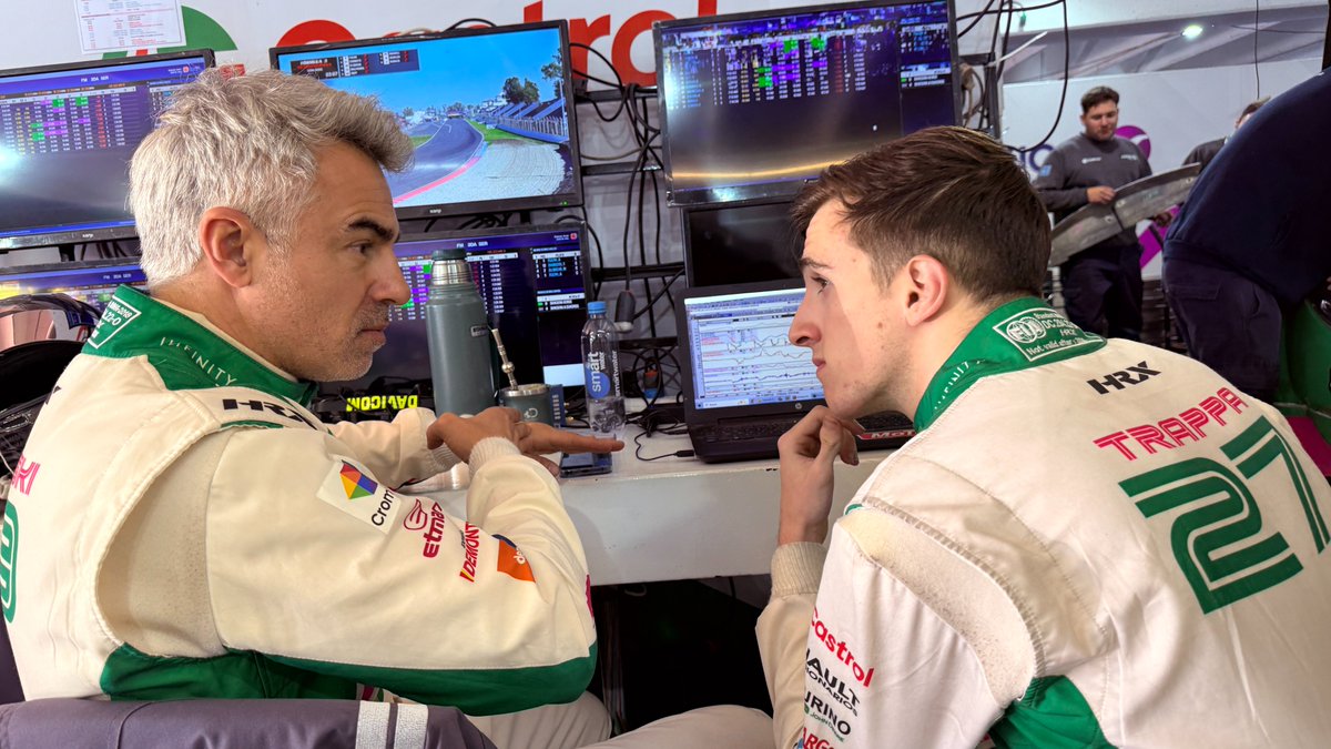 👉El equipo AXION energy Sport, listo para brillar en Paraná

AXION energy Sport se prepara para la 9° fecha del TCRR2000 en Paraná.

La escuadra llega a esta importante cita en una posición de privilegio, liderando los campeonatos de Pilotos, Equipos y Marcas.