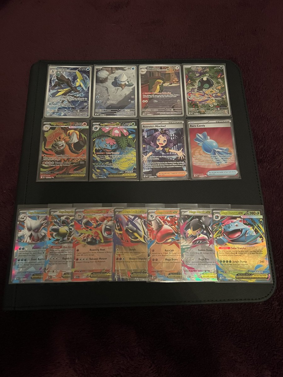 Hits from my Mega Evolution Booster box. Was really hoping for a SIR.