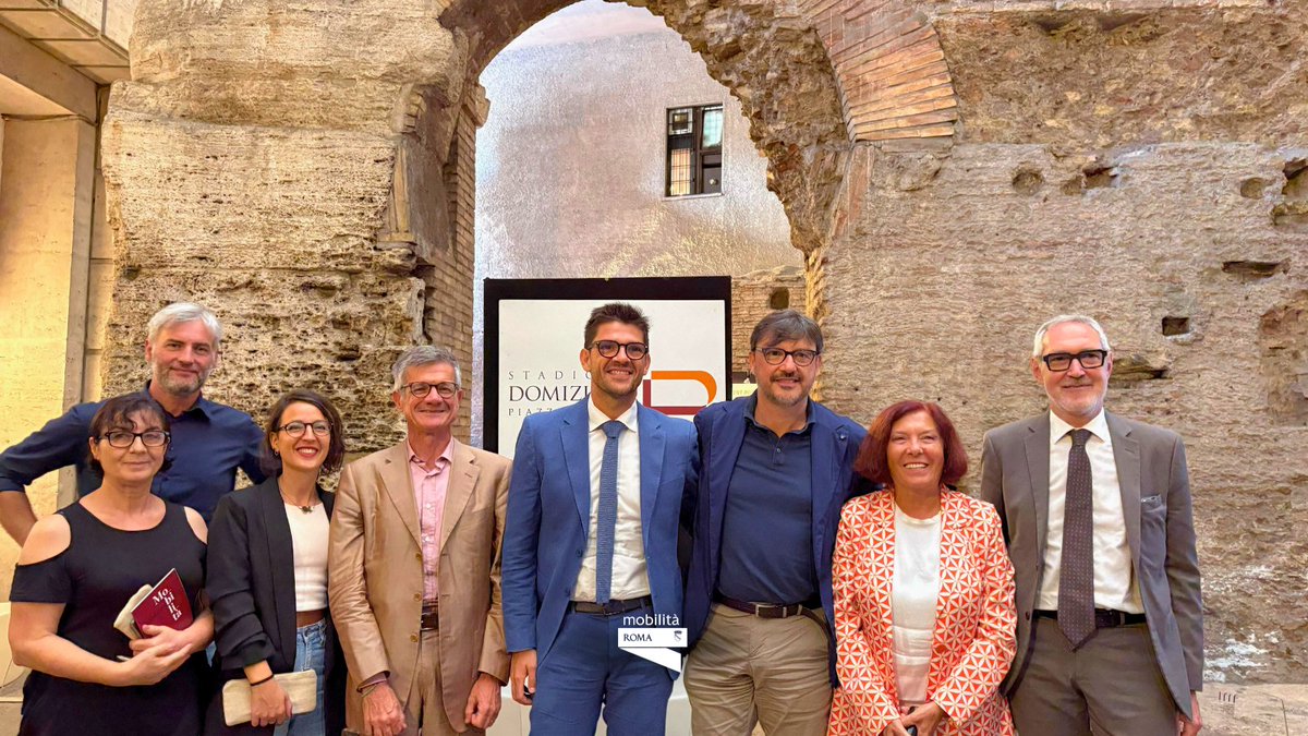 romamobilita's tweet image. 📣 Presentato il Rapporto Annuale Mobilità 2025

📈 55% visitatori è straniero
🛡️ -13% di decessi
🚗 &amp;gt;45% auto Euro6
🛵 +49% moto Euro5
🚌 39% bus/tram low emission
🔄 13,6 mln di viaggi in sharing
🔗Scarica il Rapporto: romamobilita.it/it/Rapporto-Mo…
#RSM #UPPERProjectEU @project_upper