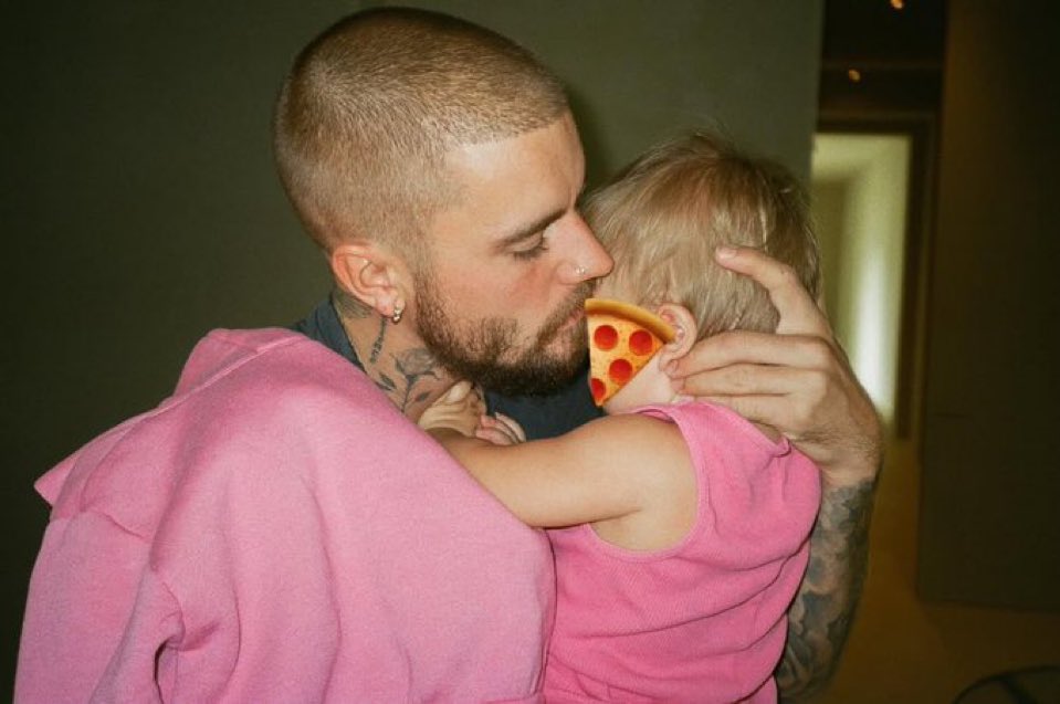 perfebieber's tweet photo. 🥹💗💗💗💗 https://t.co/0AU6ZJIilZ