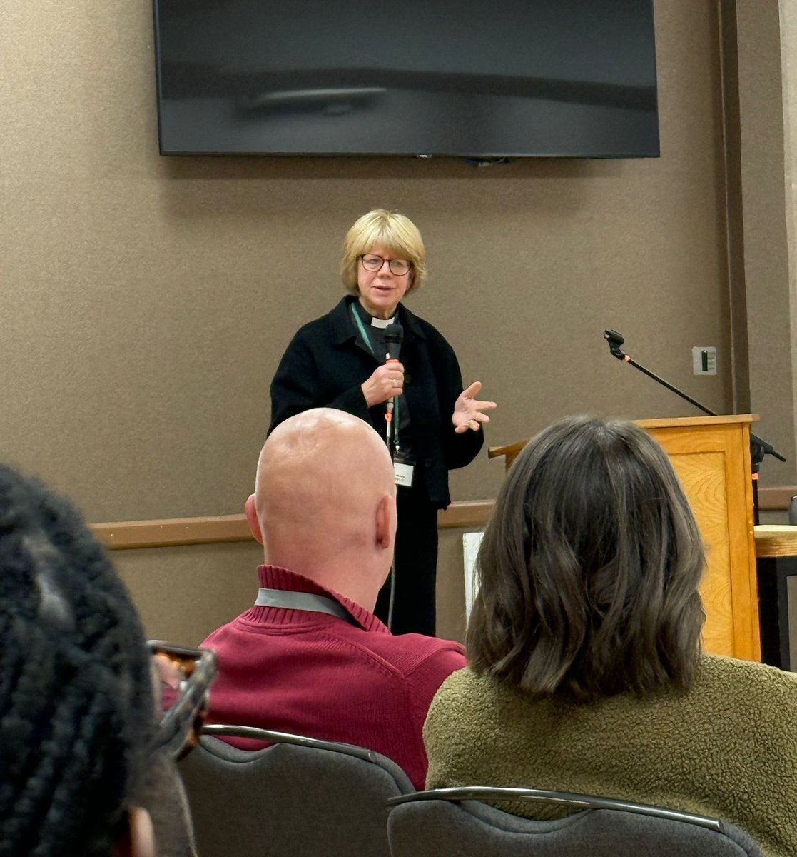 BishopSarah tweet media