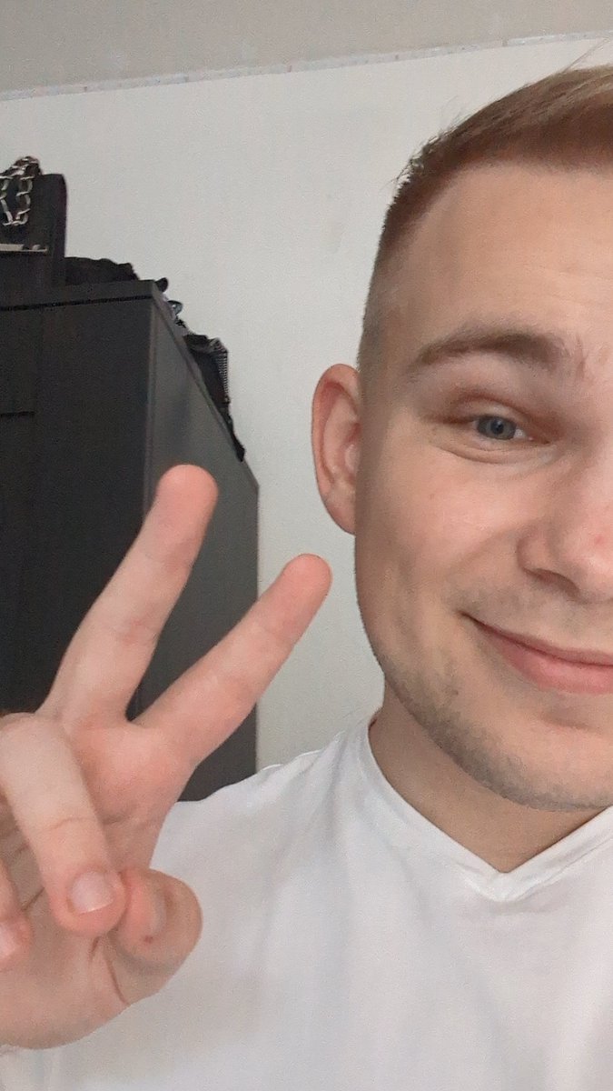Ich grüße die WhatsApp-Gruppe!