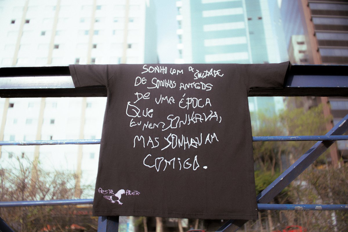 pestepivete tweet media