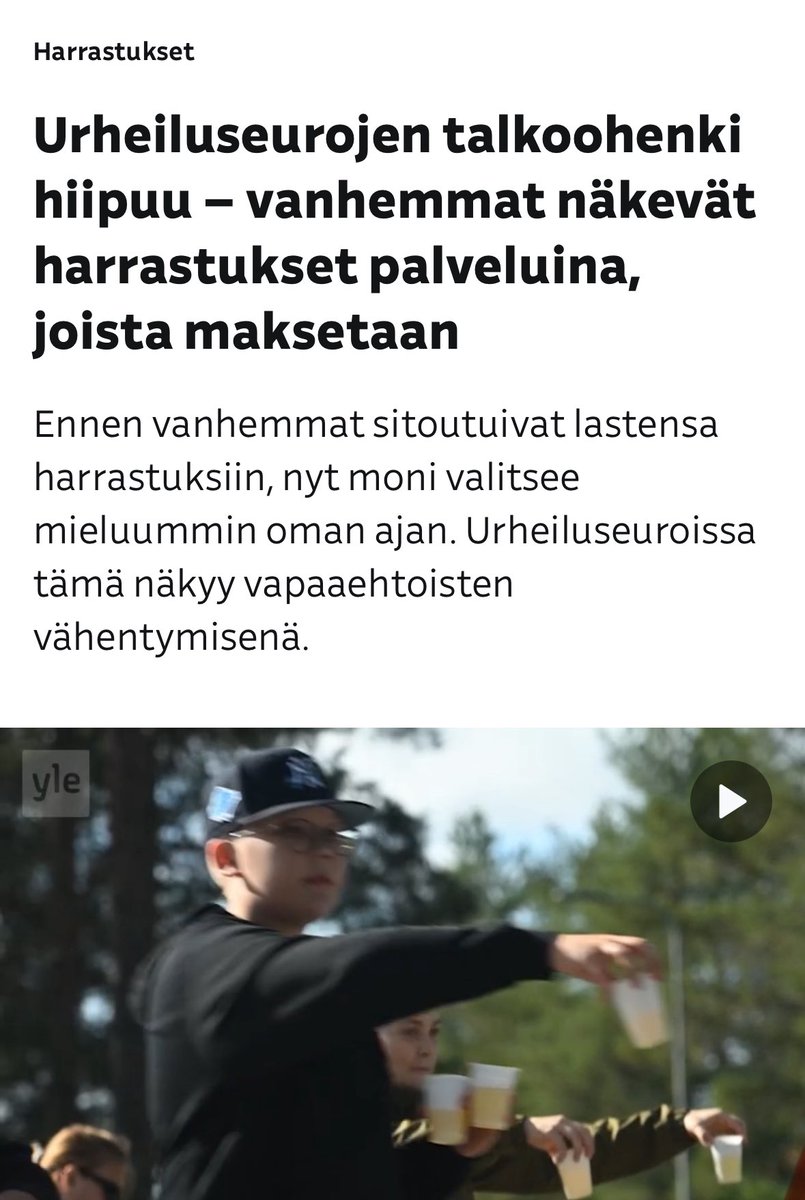 ”Yhä useampi osallistuu urheiluseurojen toimintaan vain kuluttajana, ei yhteisön rakentajana. Näin talkoo- ja vapaaehtoistyö keskittyy yhä pienemmän ydinporukan harteille.

Eurobarometrin mukaan vuonna 2009 noin 18 prosenttia Suomen aikuisväestöstä teki vapaaehtoistyötä liikunnan