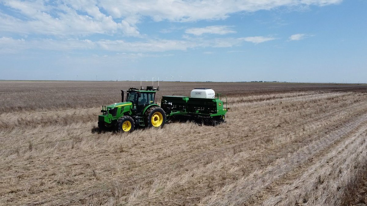 SabantoAg's tweet image. Sometimes the best seat in the house isn&apos;t in the house at all.
#AgTech #Autonomous #Farming