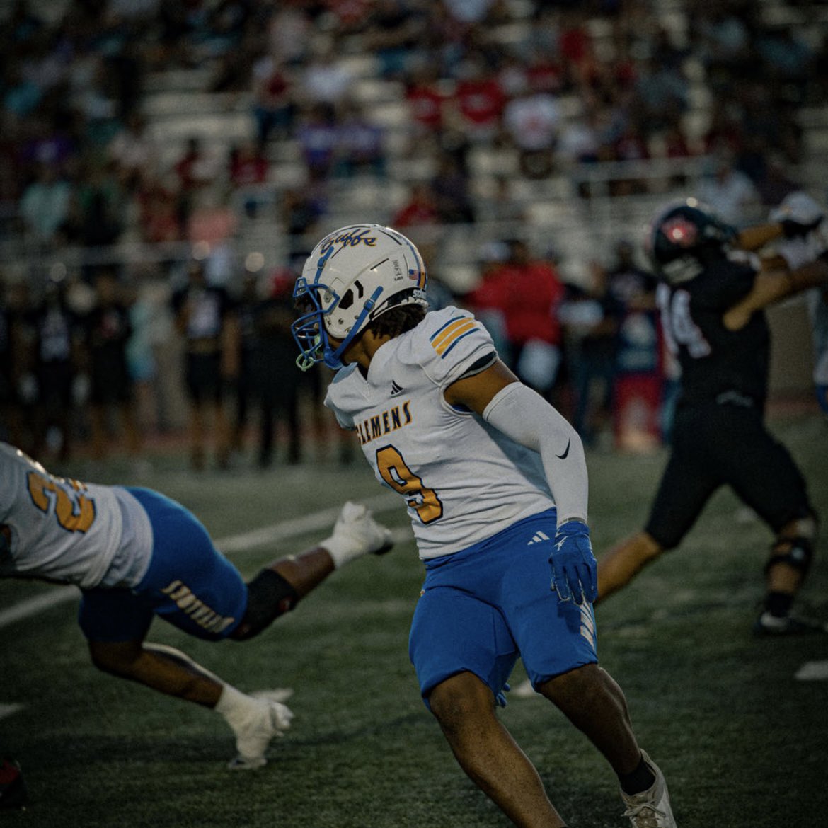 kam_Hoosier's tweet photo. @ClemensBuffsFB vs 
@Football_Steele at Lehnoff Stadium @ 7:30❌❌ https://t.co/lWrssKS5Hb