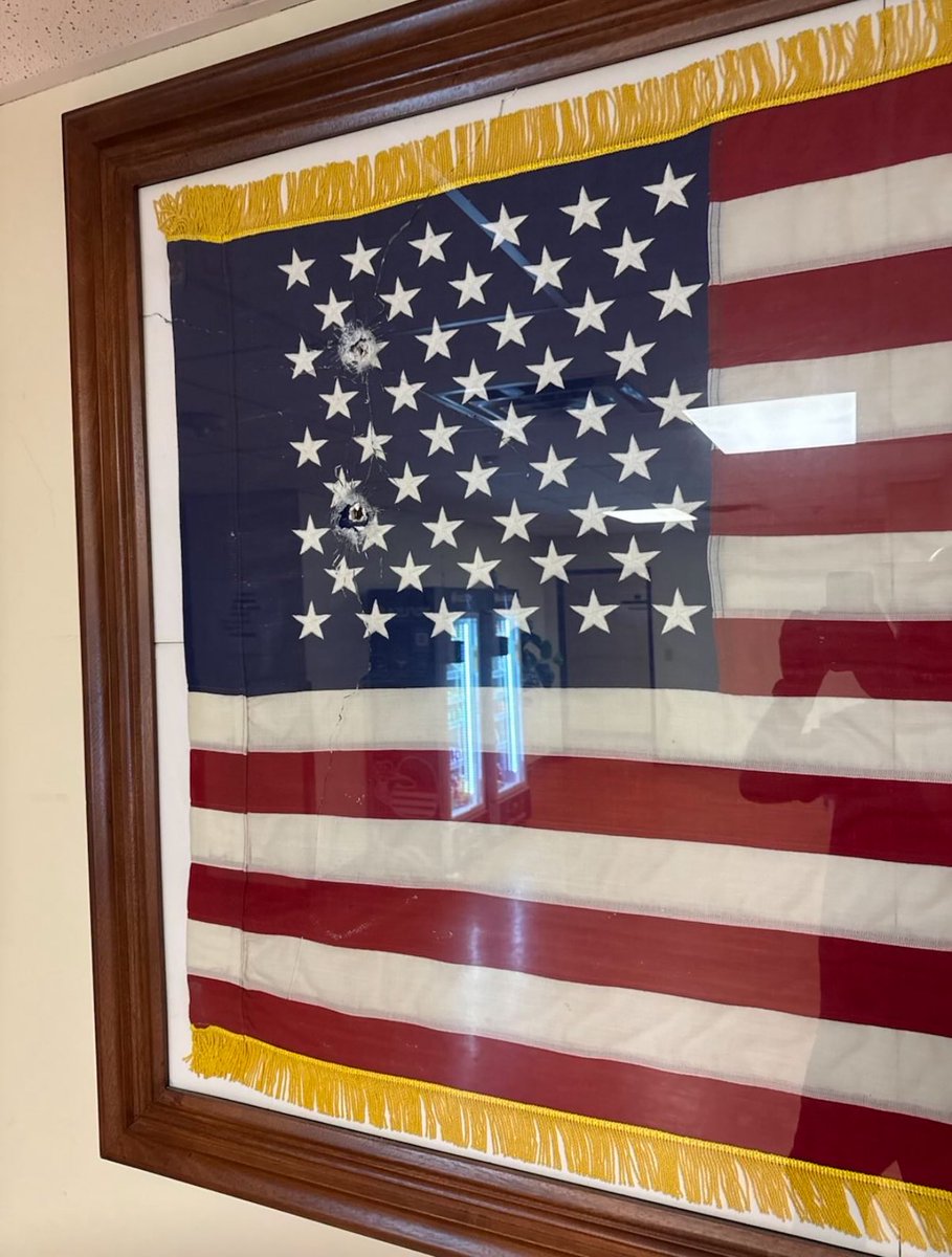 nicksortor's tweet photo. 🚨 BREAKING: DHS releases photos of bullet holes inside of ICE’s facility in Dallas, after agents were fired upon by a radical leftists

We can’t even go a SINGLE DAY without leftist vioIence at this point.

Something drastic must be done. https://t.co/DmfVBVeYHY