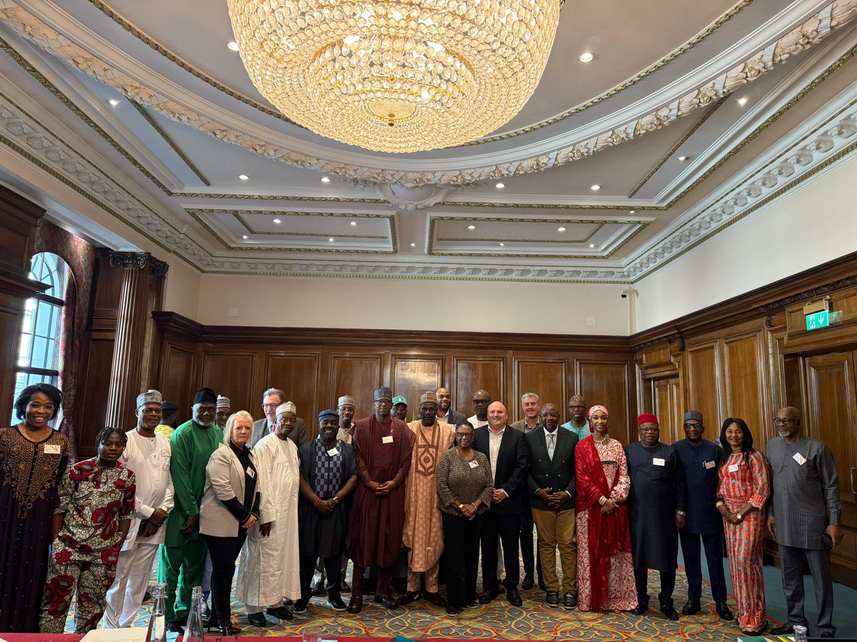 hanneymusawa's tweet photo. I joined a high-powered Federal Government delegation to London for Nigeria’s official presentation in the bid to host the 2030 Commonwealth Games, led by the Chairman of the National Sports Commission, Mallam Shehu Dikko @ShehuDikko .

Together, under the Renewed Hope Agenda, we are making the case for Nigeria to host the 2030 Commonwealth Games. This bid goes beyond sports, It is about strengthening our economy, boosting tourism, and showcasing Nigeria’s culture and creativity on the global stage.

Hosting the 2030 Games would be truly historic, as it would mark the first time Africa welcomes the Commonwealth Games.

#nigeriaeverywhere #commonwealthgames #sports #nigeria #hannatumusawa