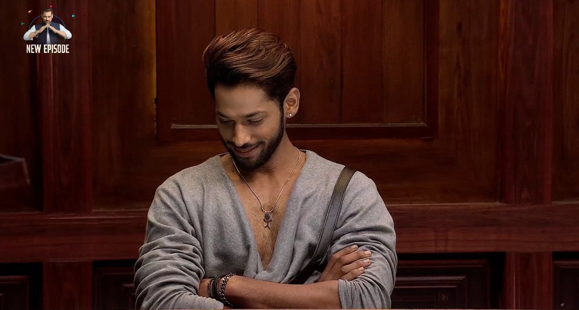 _TheFunOne__'s tweet image. The smirk he gave after dropping logical replies &amp;gt;&amp;gt;&amp;gt;&amp;gt;&amp;gt; 

#BaseerAli • #BiggBoss19 • #Bahana