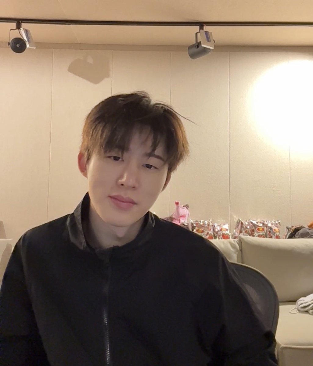 hanbin archive tweet media