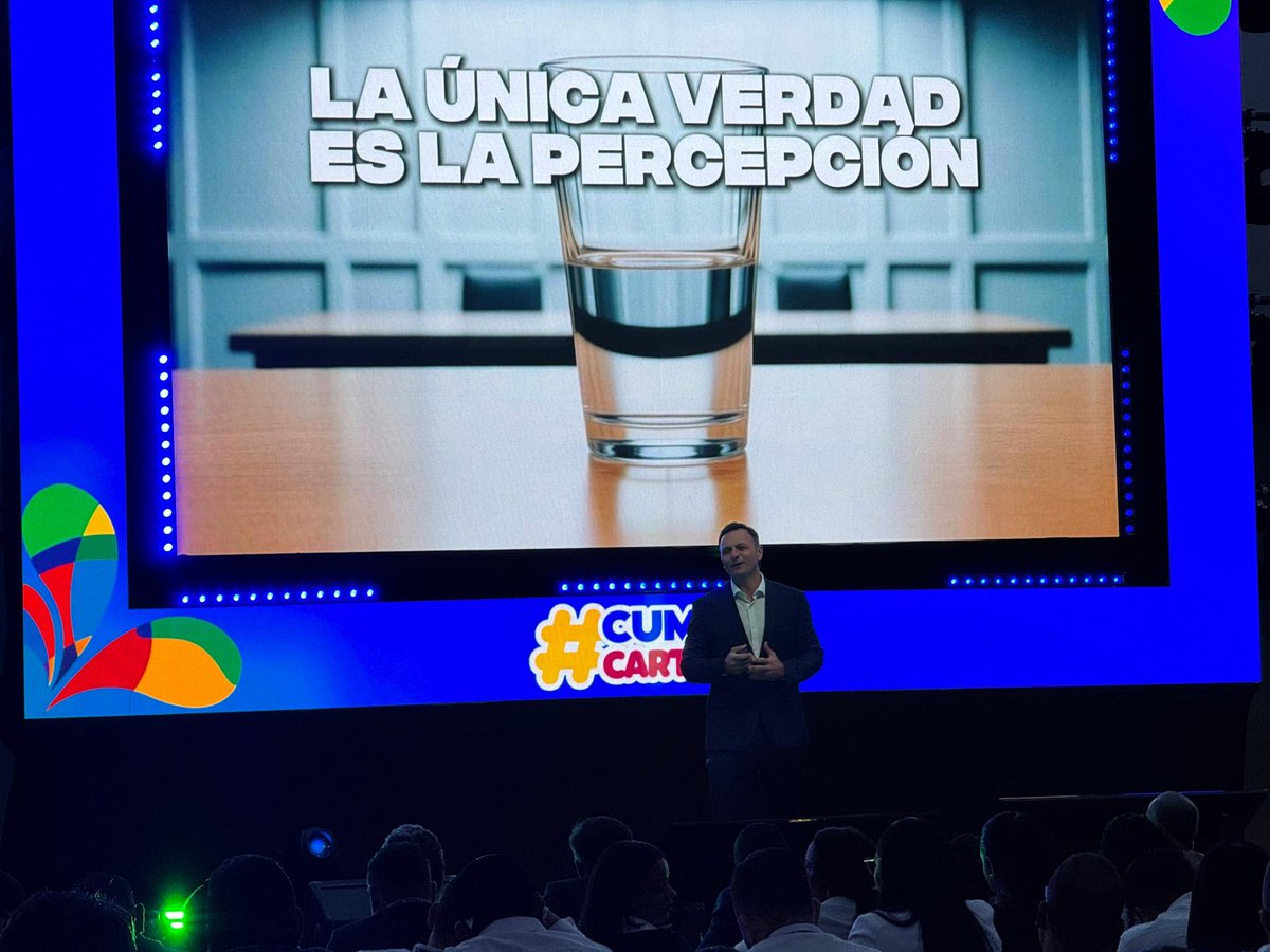 💡 “El voto es la consecuencia de un proceso de confianza” | <a href="/divoskus/">Daniel Ivoskus</a> en la #CumbreCartagena comparte su visión sobre cómo construir candidatos distintos y fortalecer campañas en sociedades polarizadas. <a href="/CumbreCP/">CumbreCP</a> #SomosSufragio sufragio.org/2025/09/daniel…