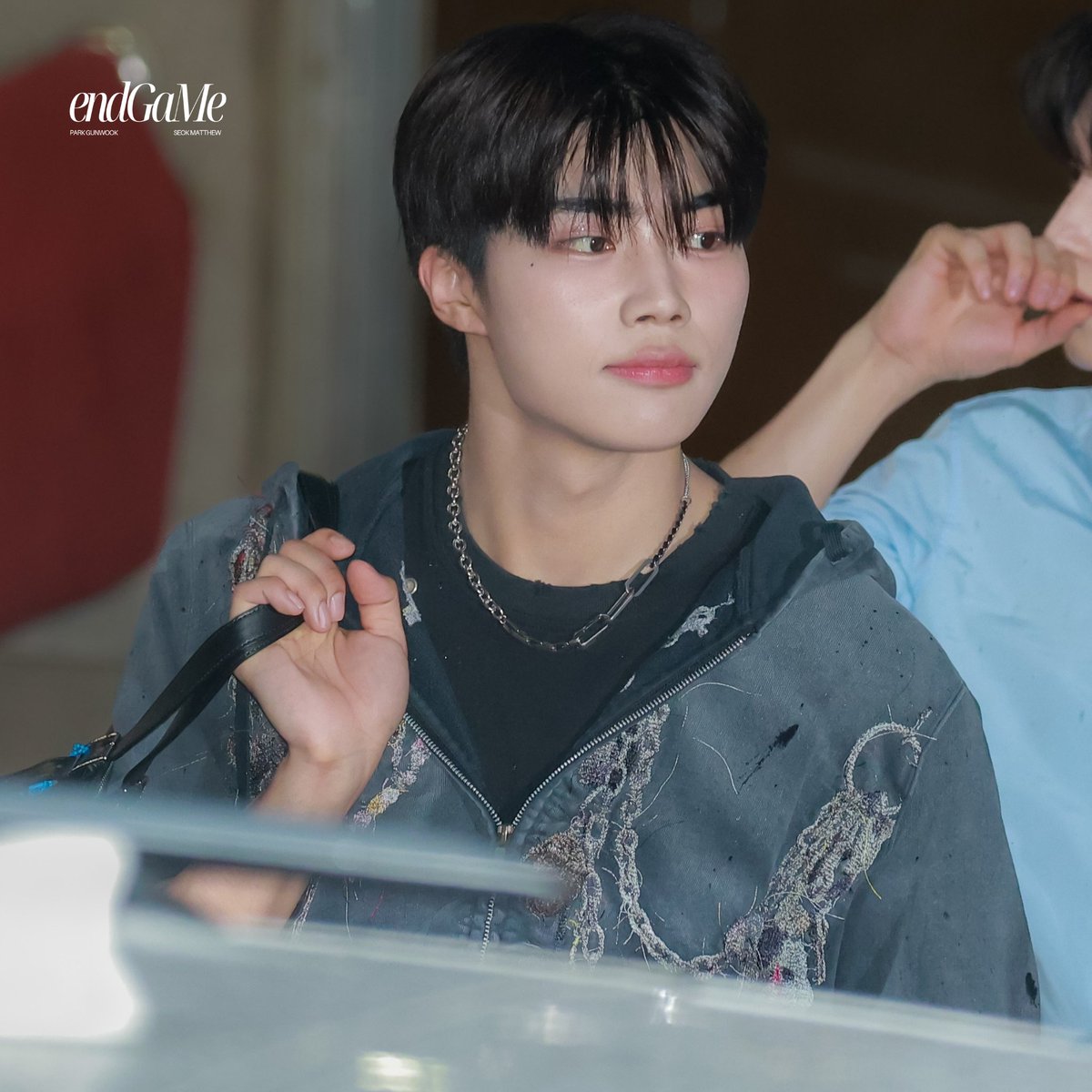 ENDGAME52's tweet image. 250912 뮤직뱅크 퇴근

#박건욱 #PARKGUNWOOK #ZEROBASEONE #제로베이스원 #ZB1