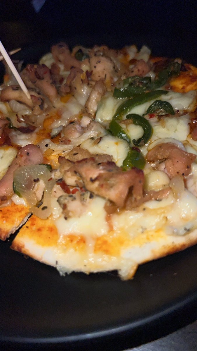 LayerKenzy's tweet image. Tonight wasn’t just Delhi devs… the whole @RollAMate fam pulled up 🧡
Open Connect: Dev Night at @HardRock Café felt less like an event and more like a reunion of builders, dreamers &amp;amp; doers.
Big ups to @CoWSwap + @campnetworkxyz for curating the chaos. 
#DevNight #Web3India