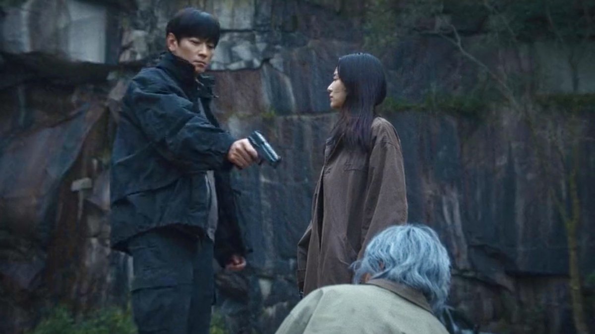 taeribeens's tweet photo. plot twist after plot twist, flawless writing, every episode keeps you on the edge of your seat from start to finish, outstanding acting. this is by far the drama of the year #tempest https://t.co/eJjd9Vczqu