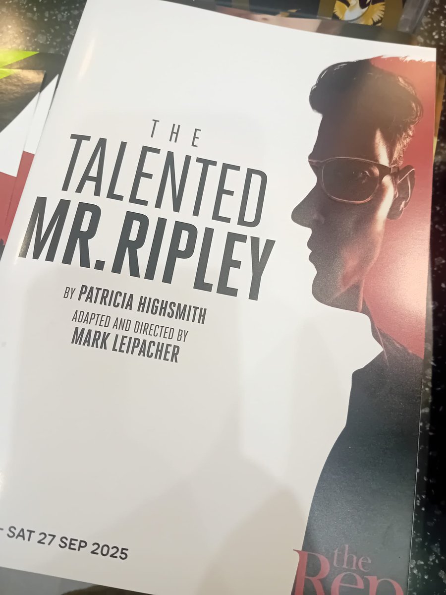 🎭Curtain Call Reviews🎭 tweet media