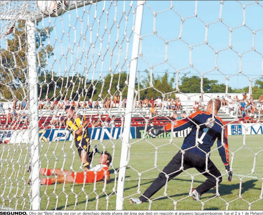 🏟️ Historial entre Peñarol y Tacuarembó jugando en el Raúl Goyenola:

📊 9 PJ

✅ 7 PG
➖ 1 PE (0-0 año 2000)
❌ 1 PP (0-2 año 2003)

📷Imágenes de la victoria más amplia del carbonero en Tacaurembó. Fue 4-1 en 2006.

⚽️ Alberto Acosta (30' y 65')
⚽️ Nicolás Vigneri (76' y 92')