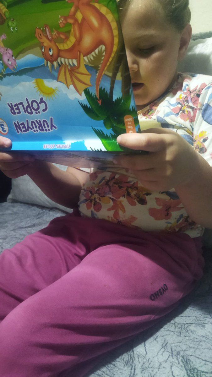 #AilemleOkumaVakti
<a href="/tcmeb/">Millî Eğitim Bakanlığı</a>
<a href="/Yusuf__Tekin/">Yusuf Tekin</a>
<a href="/aksarayvaliligi/">T.C. Aksaray Valiliği</a>
<a href="/malikumbuzoglu/">Mehmet Ali Kumbuzoğlu</a>
<a href="/Aksaray_MEM/">Aksaray İl Millî Eğitim Müdürlüğü</a>
<a href="/metinalpaslan40/">Metin Alpaslan</a>
<a href="/TC_Eskil/">T.C. Eskil Kaymakamlığı</a>
<a href="/Eskil_MEM/">Eskil İlçe Milli Eğitim Müdürlüğü</a>
<a href="/brahimKler2/">İbrahim Kılıçer</a>