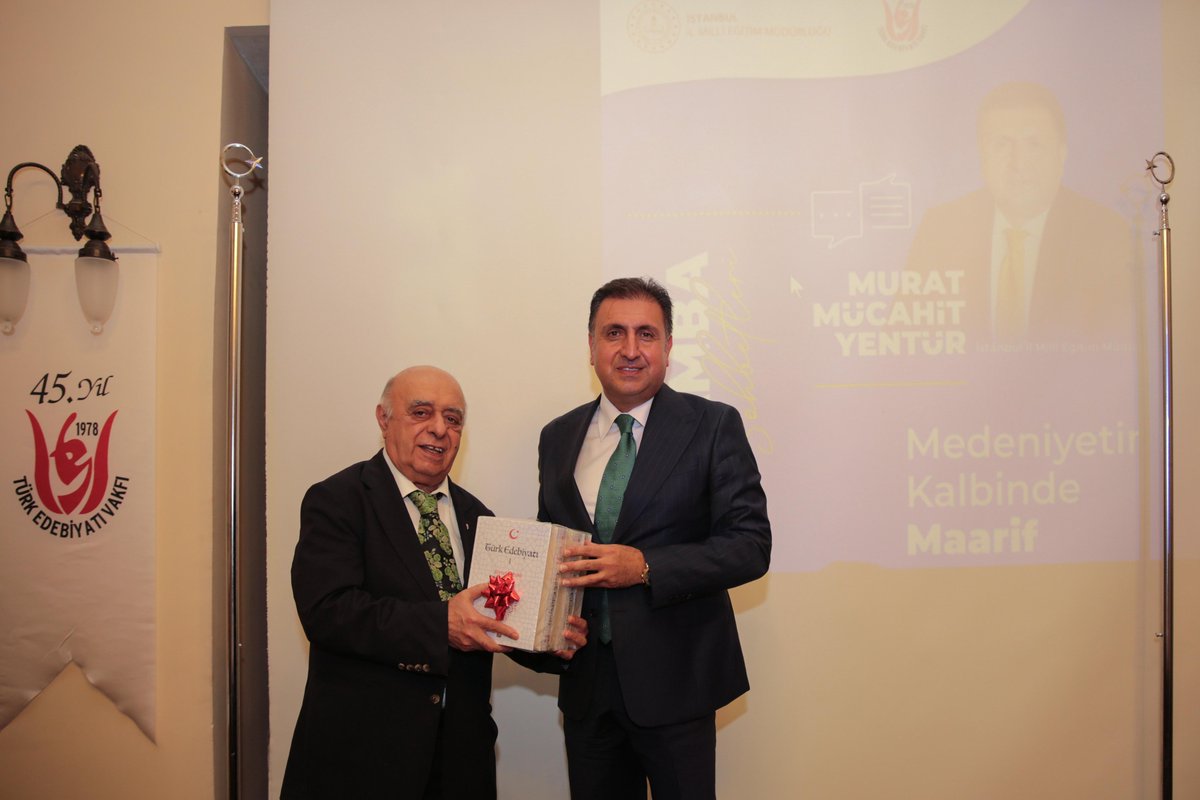 ♦️ Millî Eğitim Müdürümüz Murat Mücahit Yentür, Türk Edebiyatı Vakfı’nın düzenlediği Çarşamba Buluşmaları’nın açılış konuğu oldu. Müdürümüz, “Medeniyetin Kalbinde Maarif” başlığıyla gerçekleştirilen programda eğitim, kültür ve medeniyet eksenli bir konuşma yaptı.

<a href="/tcmeb/">Millî Eğitim Bakanlığı</a>