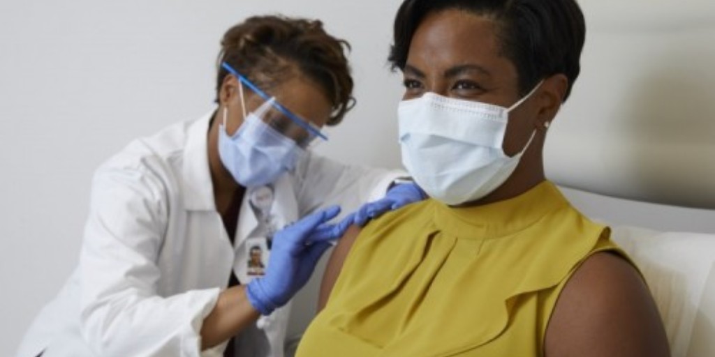 TheNETEC's tweet image. 🦠 Respiratory virus season is here! Our latest blog recaps the Transmission Interrupted episode on flu, RSV, COVID-19, and more.
📖 Read the blog for key takeaways: ow.ly/lvst50X1vkG
#TransmissionInterrupted #RespiratoryVirusSeason #HealthcareEducation #Vaccines