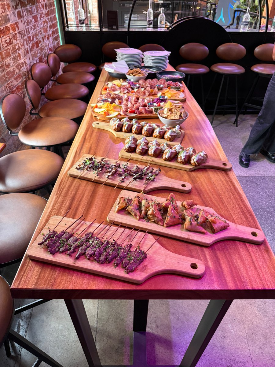 CloudSpaceInc's tweet photo. #HuntressAfterHoursToronto https://t.co/KNnl1S6je5