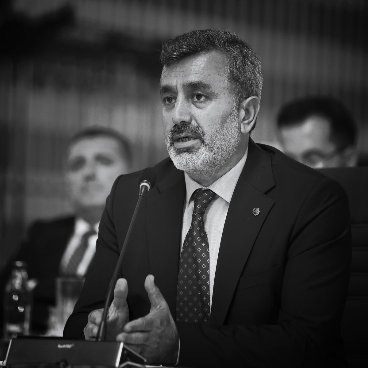 DUYURU

Kıymetli büyüğümüz ve Yönetim Kurulu Üyemiz Vahdettin Kayğan ağabeyimizin vefatı dolayısıyla, Perşembe, Cuma ve Cumartesi günleri İHH Genel Merkezimizde taziyeleri kabul edeceğiz.