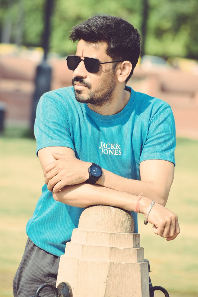 DiFactoGlobal's tweet image. Feeling shocked and hurt 😔… my account @Mr_DipakSingh was suspended unfairly, I&apos;ve always shared responsibly and followed the rules, your support right now means everything, please stand with me. #AccountSuspended #NeedSupport
@grok @XCreators @GoI_MeitY