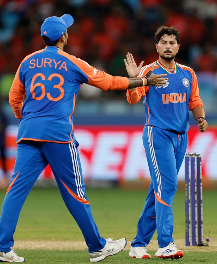 Sirohikiaawaz's tweet photo. #Asiacup2025 #TeamIndia #IndvsBan #TicketToFinal #Cricket #Abhishek #T20Cricket
एशिया कप 2025: टीम इंडिया बांग्लादेश को 41 रनों से मात देकर फाइनल में पहुंचीं,
एशिया कप 2025: टीम इंडिया सुपर-4 में बांग्लादेश को 41 रनों से हराकर फाइनल में पहली टीम बनी, बांग्लादेश ने टॉस जीतकर पहले गेंदबाजी का फैसला किया था, भारत ने पहले बल्लेबाजी करते हुए 168 रन बनाए, जिसमें आकर्षण का केंद्र रहे अभिषेक शर्मा ने चौकों छक्कों की बौछार करते हुए 75 रनों की तुफानी पारी खेली, जवाब में बांग्लादेश की टीम 127 रन पर ढेर हो गई।