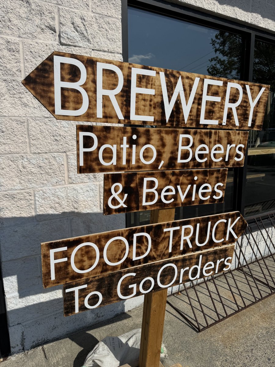 Brewstop #74 on the #questToBreak95 of brewquest2025 was <a href="/aframebrewing/">A-Frame brewing co</a> in Squamish we only had time for a quick one as we were en route to #whistler for @whisbeerfest but we squeezed a lot of fun into that quick visit #Aframe #squamish  #CheersToCraftBeer #beergasm