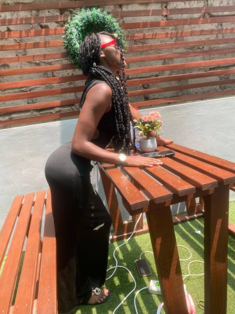 Catch the vibe or catch feelings, your choice 💁🏾♀️
#Pyirates #BigMood #UnbotheredQueen #StyleWithAttitude #ivy