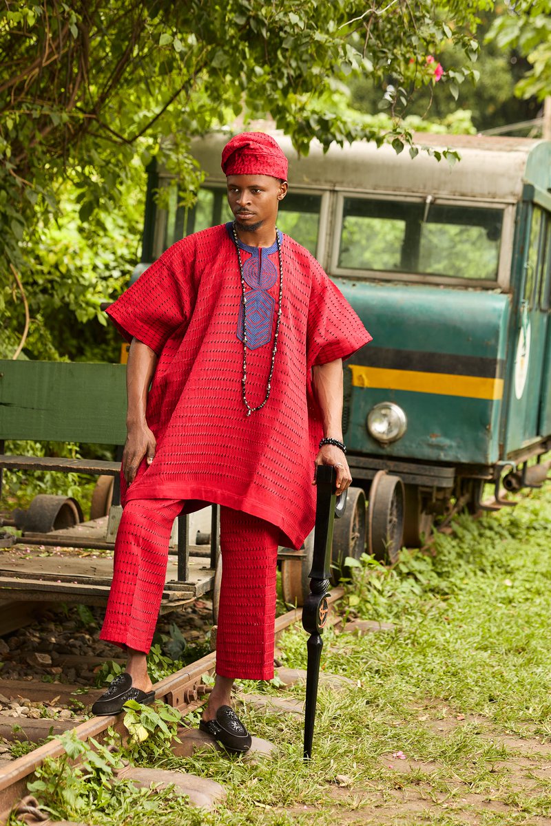 OLÓWU
The seventh look in the OYÈ | Men of Legacy Collection.

Power does not always roar, sometimes, it is the calm that steadies kingdoms. In the Òwu Kingdom, Abeokuta, Ogun state, that calm has a name: Olówu. 

OYÈ | Men of Legacy