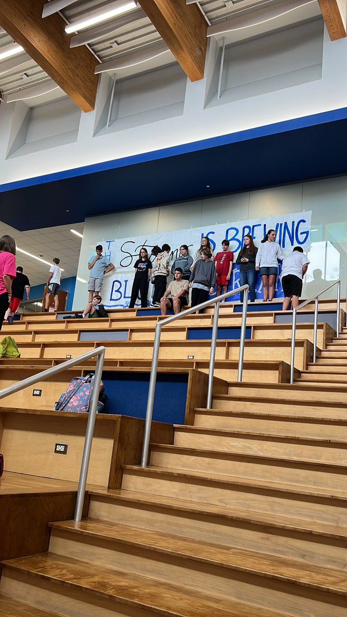kohli_tom's tweet photo. STAND group working together to spread kindness, support, and positivity! https://t.co/vC7dhGC8YF
