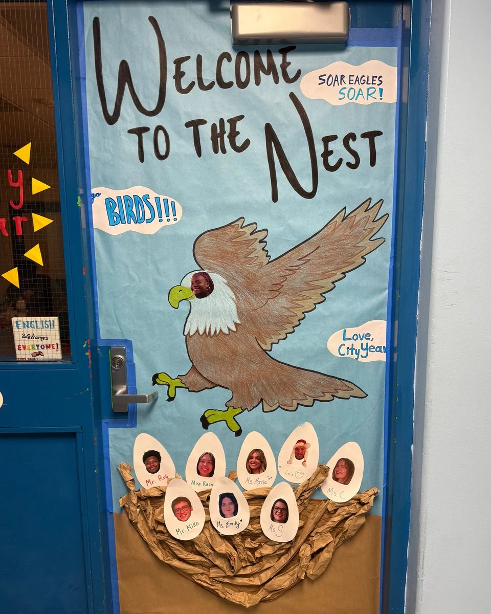 Our team at the English High School is ready to fly 🦅 Students know exactly where to find their City Years now that they've settled into their team space. Stay tuned for more team intros!
#cityyear #americorps