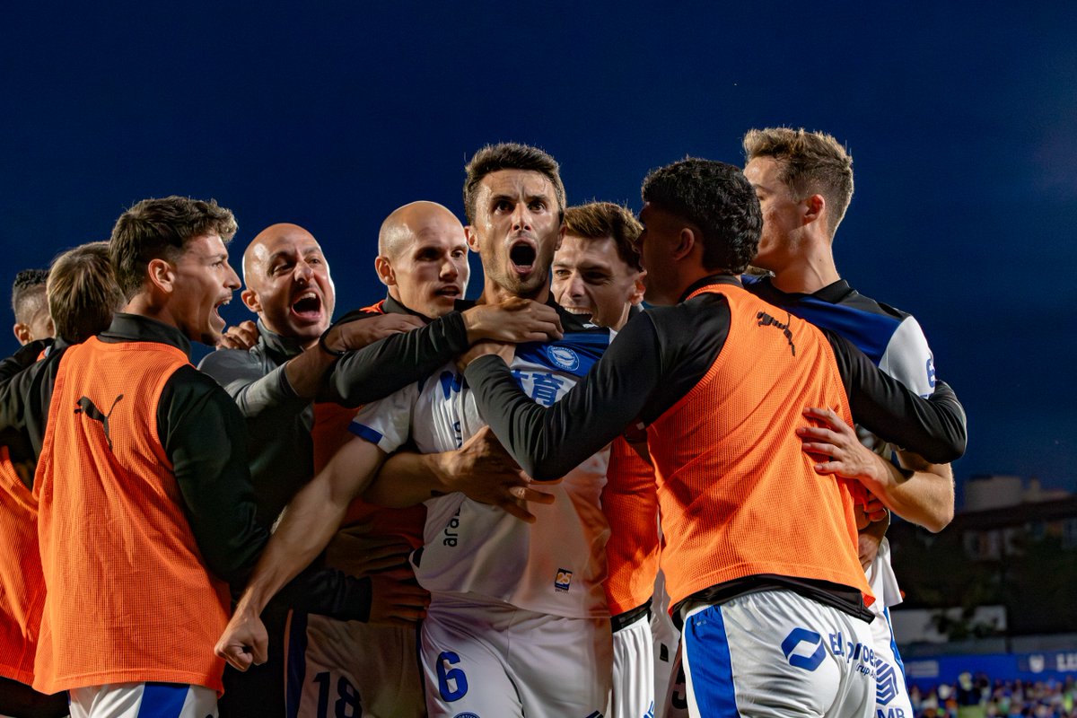 Deportivo Alavés tweet media