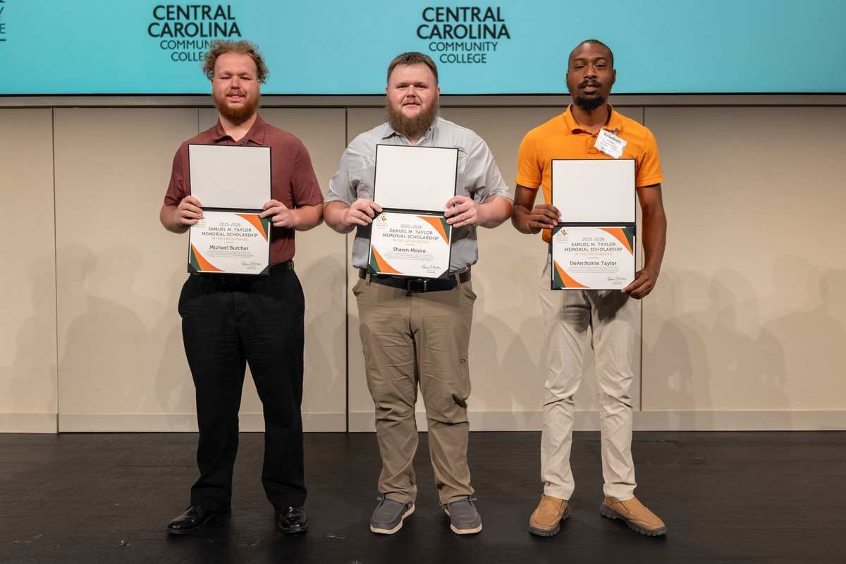 🌟 Congratulations to the 2025–2026 Samuel M. Taylor Memorial Life Sciences Scholarship recipients! 🌟 <a href="/NCLifeSci/">NCLifeSci</a> 

● DeAnthonie Taylor – <a href="/iamcccc/">CCCC</a>
● Shawn Moore – <a href="/iamcccc/">CCCC</a>
● Michael Butcher – <a href="/MontgomeryCC/">Montgomery CC</a>

👉 READ MORE: nccommunitycolleges.edu/news/nclifesci…
