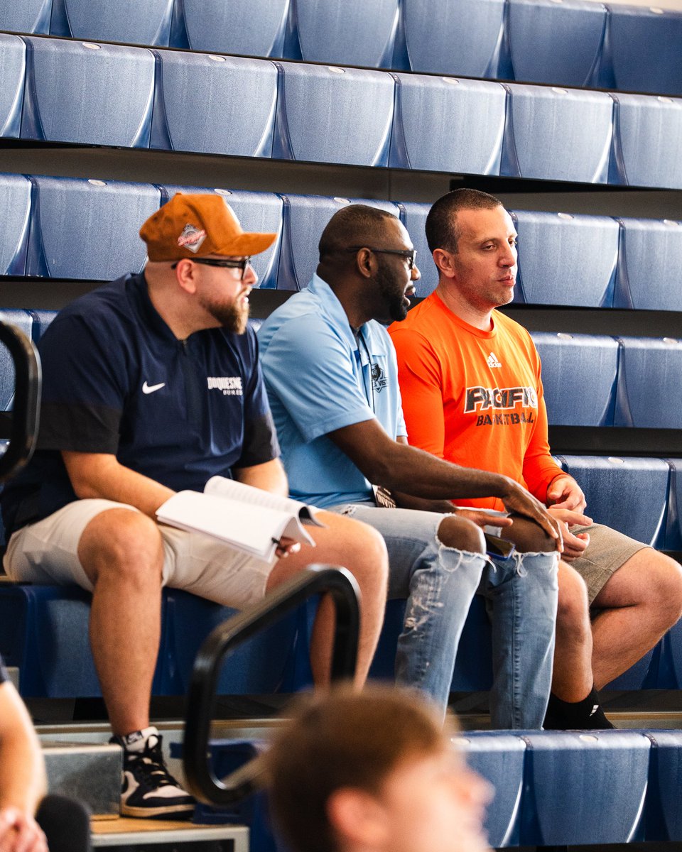 Great show out of D1 coaches for day 1 of the <a href="/hsfallinvite/">hsfallinvite</a>. Today should have an even better turnout at Crespi HS!