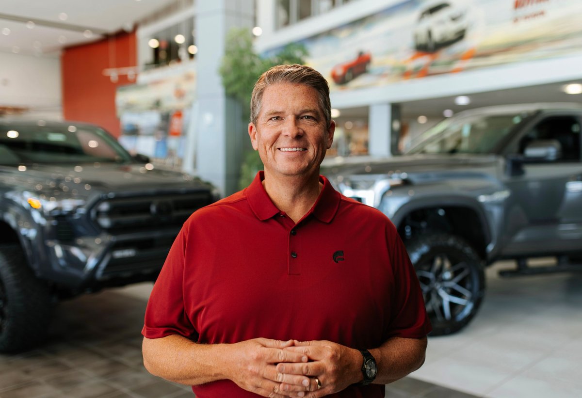 FowlerToyota's tweet image. A peek behind the curtain 👀 Filming day with Toby Rowland was a success. Can’t wait to share the finished commercials! #Fowler #FowlerAuto #Auto #FowlerToyotaNorman